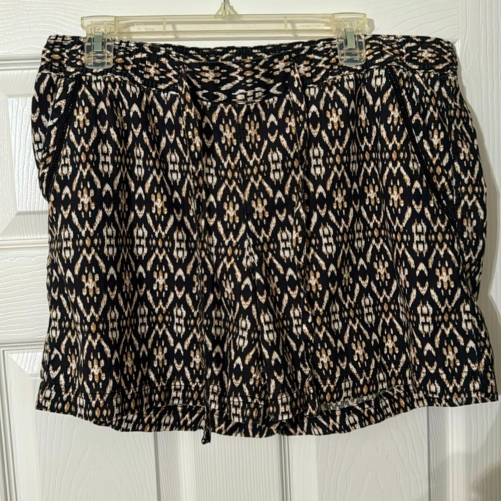 Printed black, white, khaki cute and comfortable loose, wide leg shorts/skort